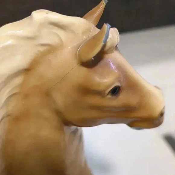 Tennessee  Walker Horse Figurine - Picture 5 of 5